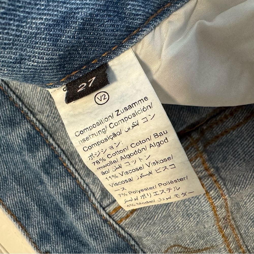 Distressed Blue Jeans Woman’s 27 - Picture 9 of 17